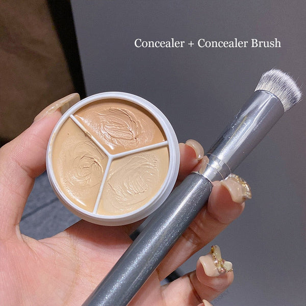Tri-Color Concealer Of Covers Acne Marks Dark Circles