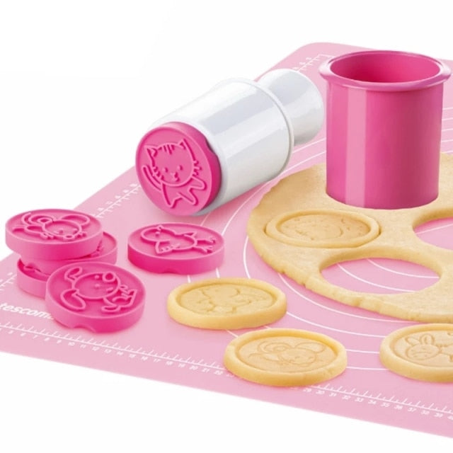 Non-Stick Cookie Stamp & Cutter (6 Styles Set)